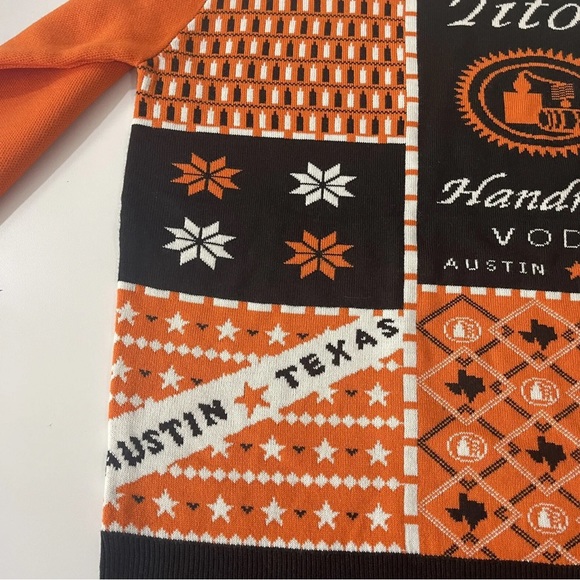 Tito’s Vodka Graphic Sweater Unisex XS Limited Edition Color Block Texas - Picture 5 of 7